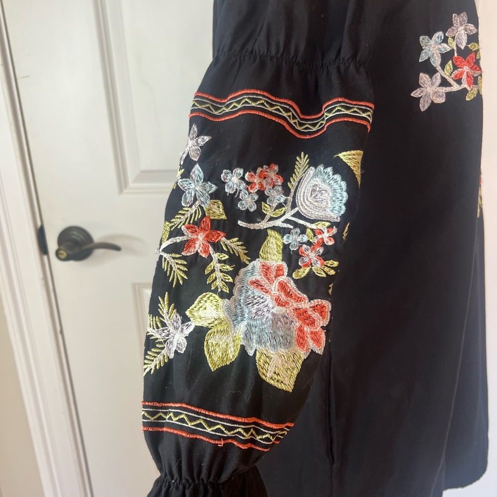 Free People Dress Womens Medium Black Floral Embroidered Fleur Du Jour Mini